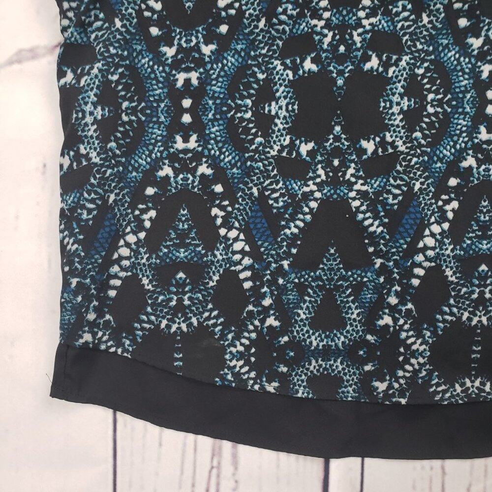 Banana Republic Black & Blue Snake Print Layered Blouse Women's Size Small - Picture 2 of 8